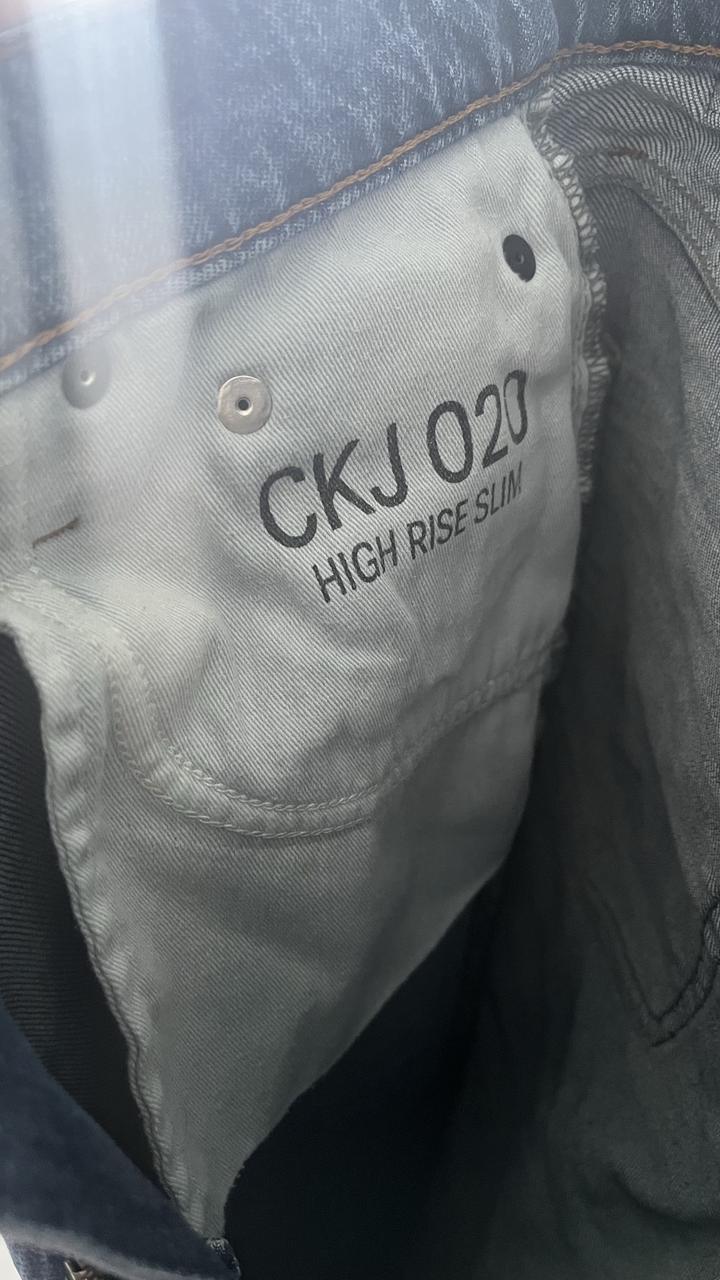 джинсы Calvin Klein