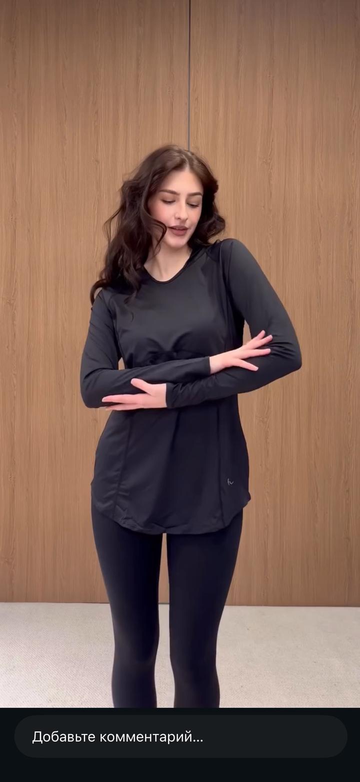 Лонгслив для спорт с капюшоном