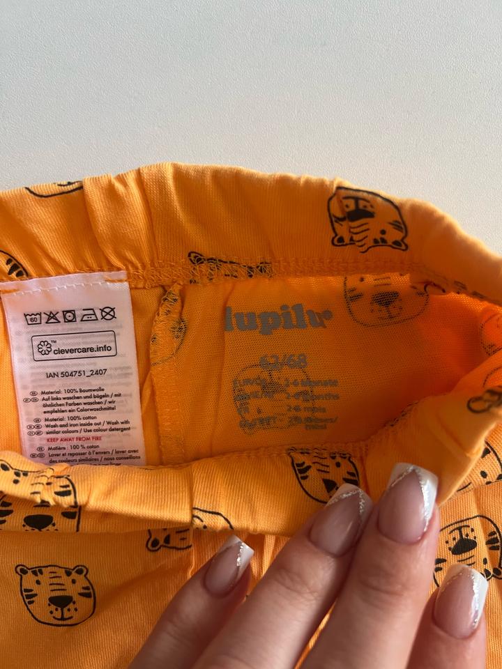 Шортики новые