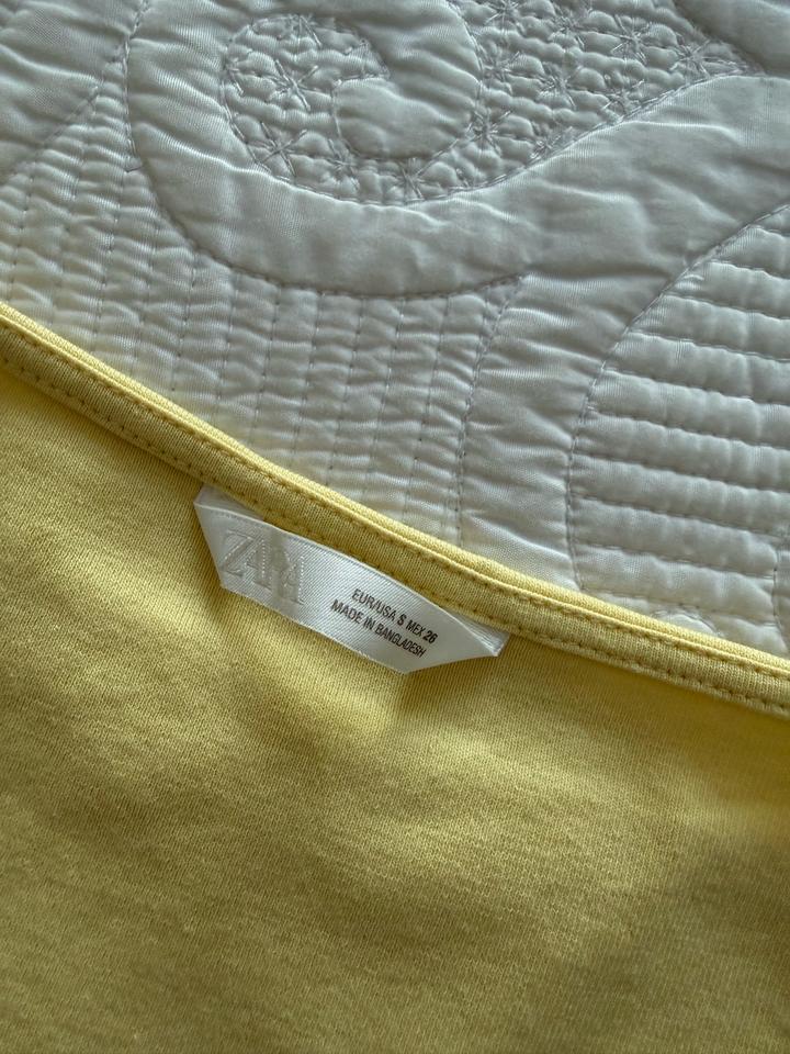 Желтый топ ZARA