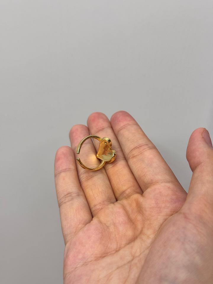 Элегантное красивое кольцо сердечко / ювелирные изделия / украшения