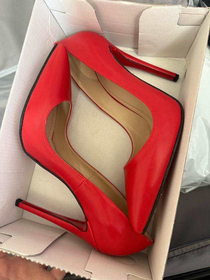 Красные туфли