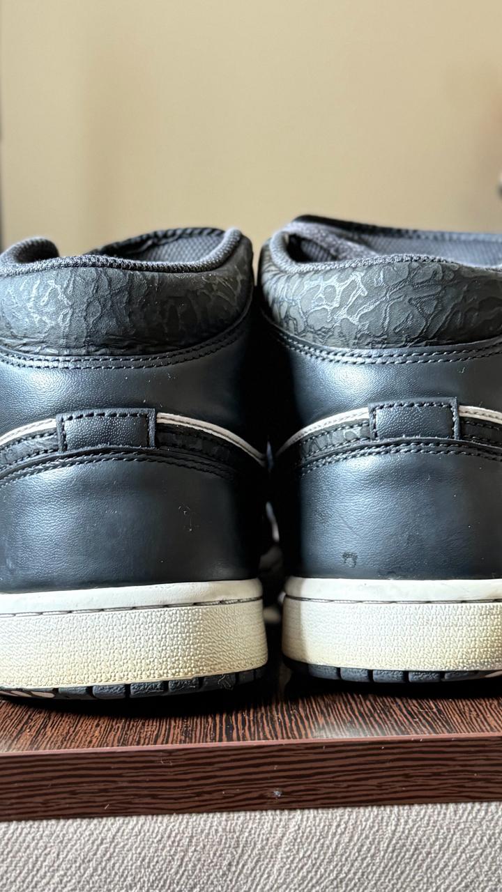 Кроссовки Nike Air Jordan черно белые