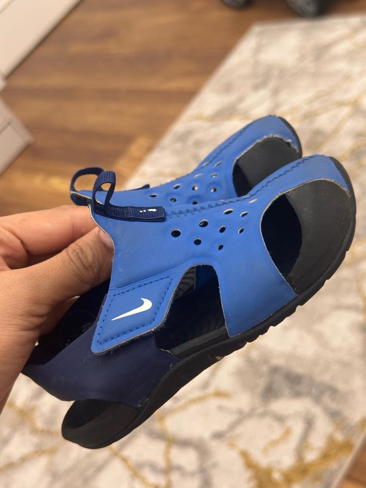сандалии nike