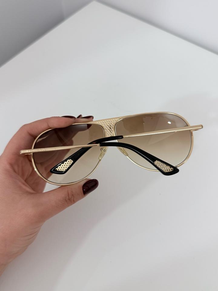 Очки солнцезащитные Trussardi