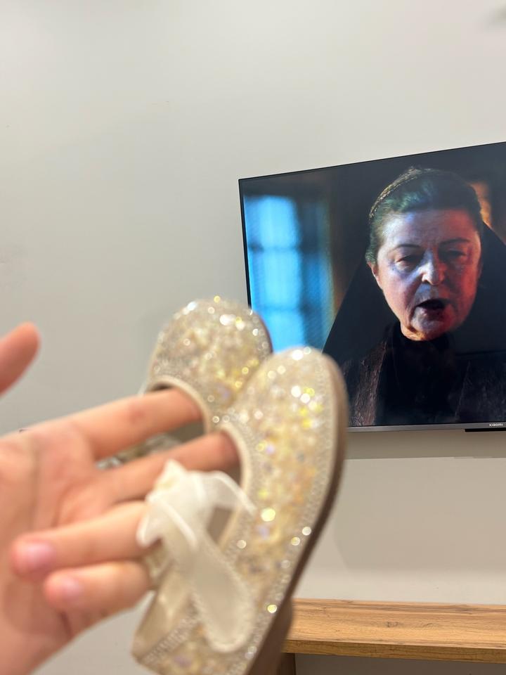 Продам туфли нарядные