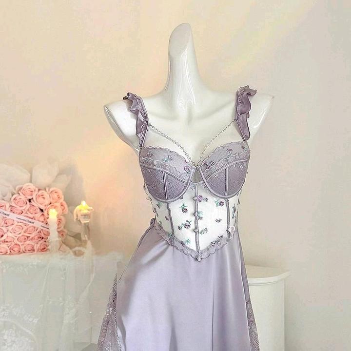 Новинка 😍Нежная корсетная ночная сорочка с чашками ✨Красиво подчёркивает силуэт