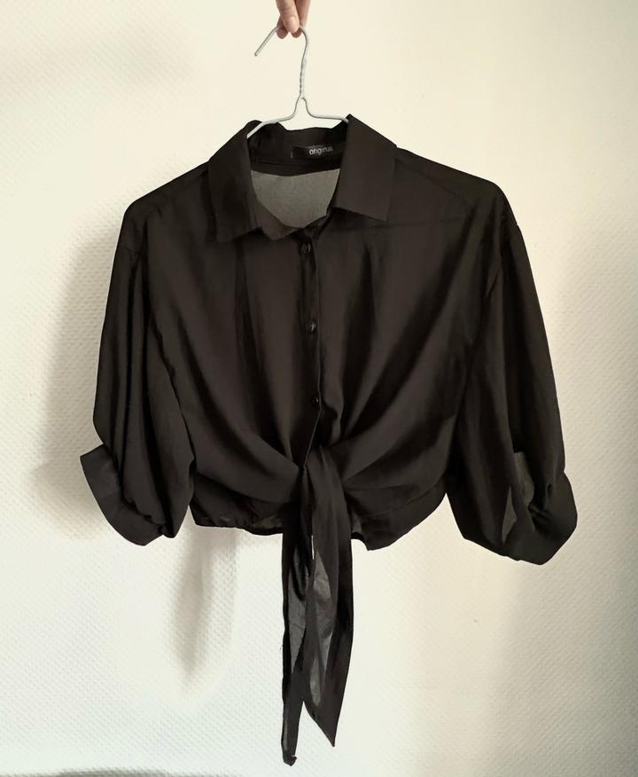 Укороченная блузка Noname