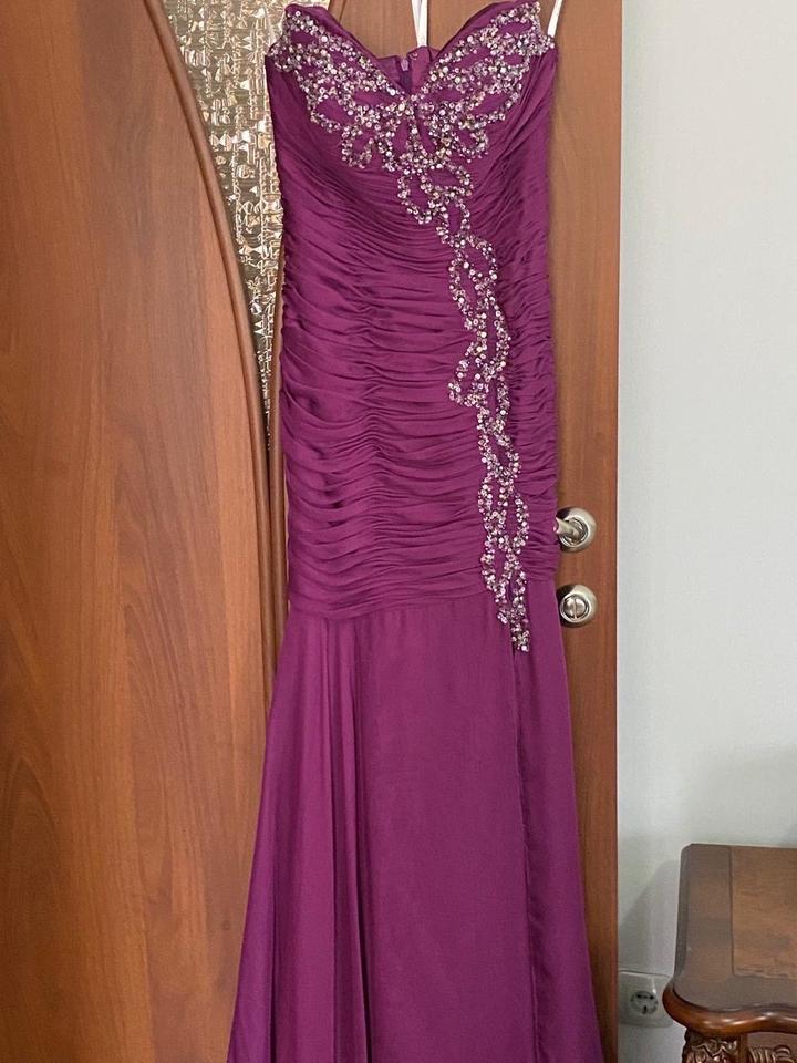 Вечернее платье Jovani