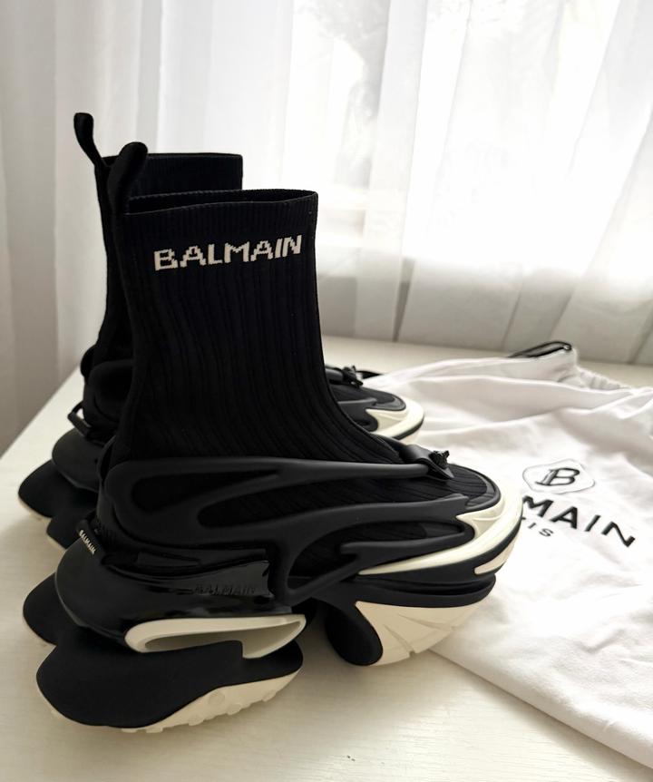 Кроссовки Balmain Unicorn оригинал (новые)