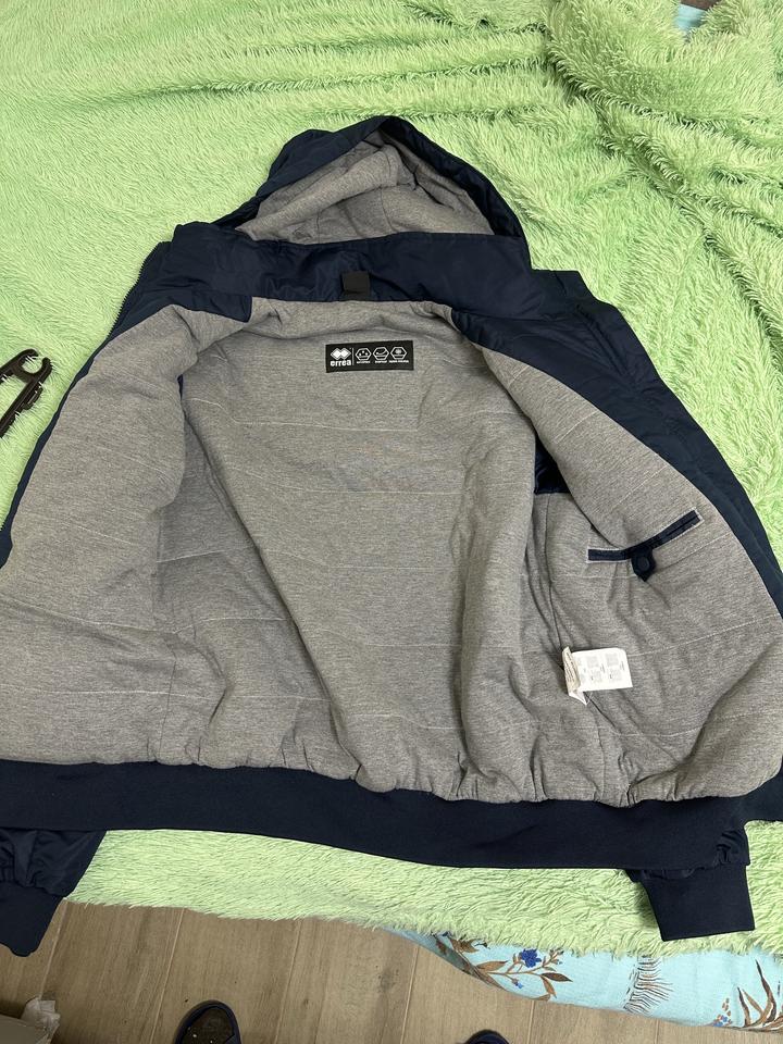 Куртка спортивная осень errea