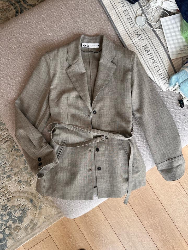 Пиджак Zara новый
