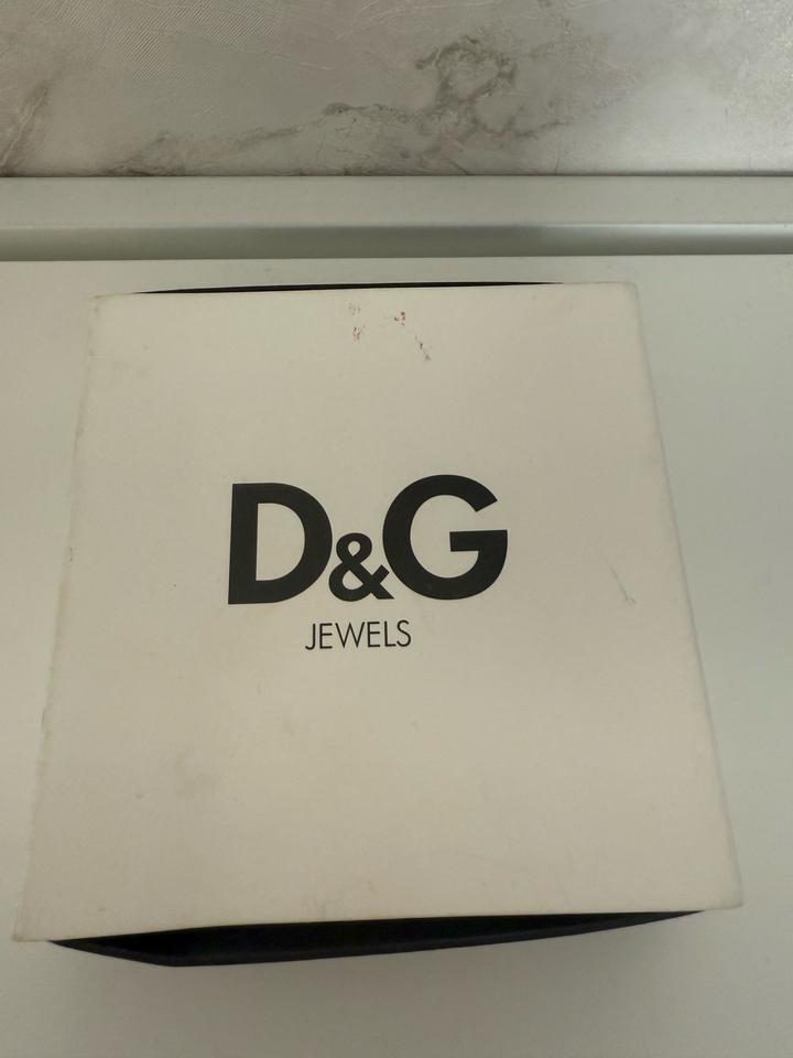 Часы D&G