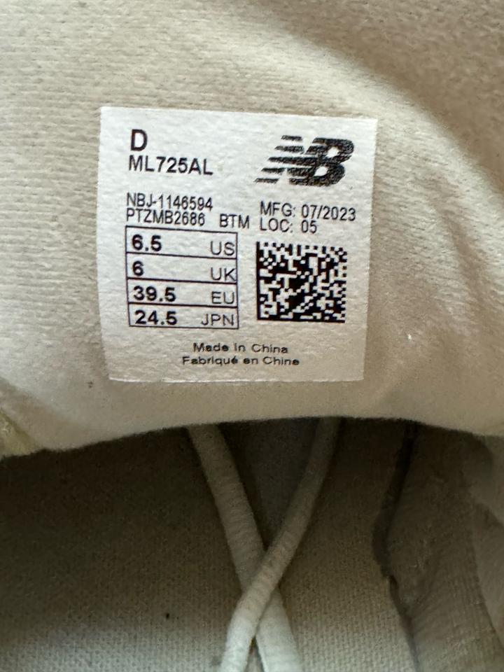 кроссовки New Balance 725, модель ML725AL,