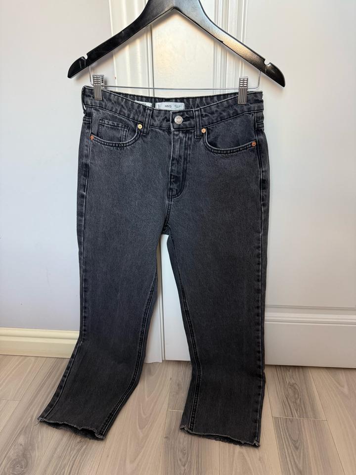 Джинсы манго