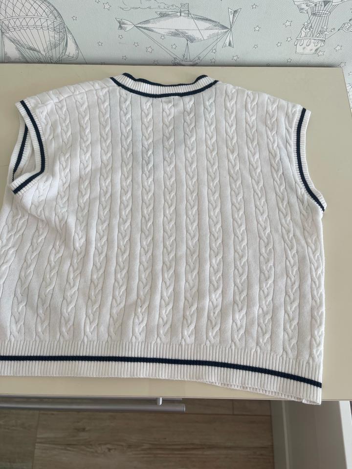 белая желетка