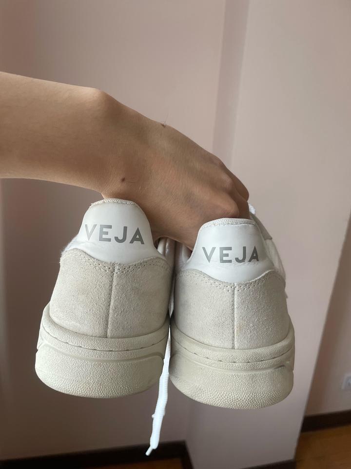 Белые кеды Veja унисекс
