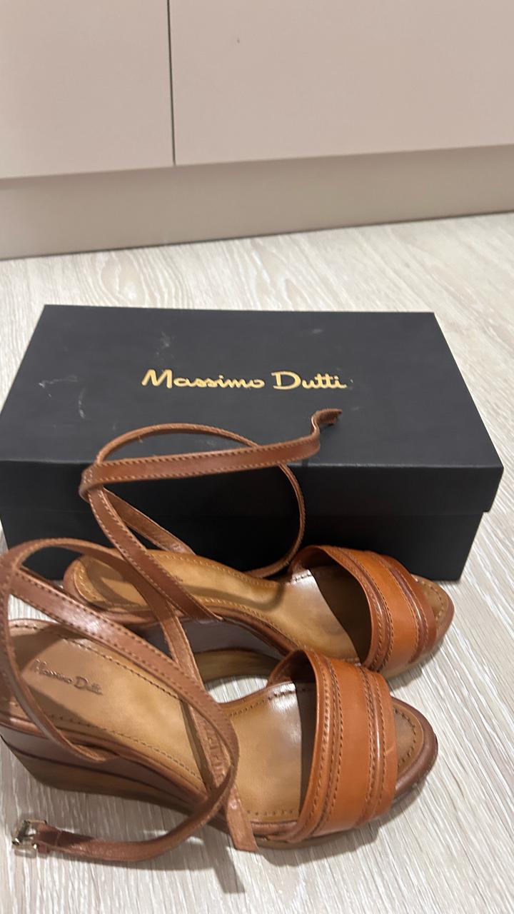 Босоножки Massimo Dutti