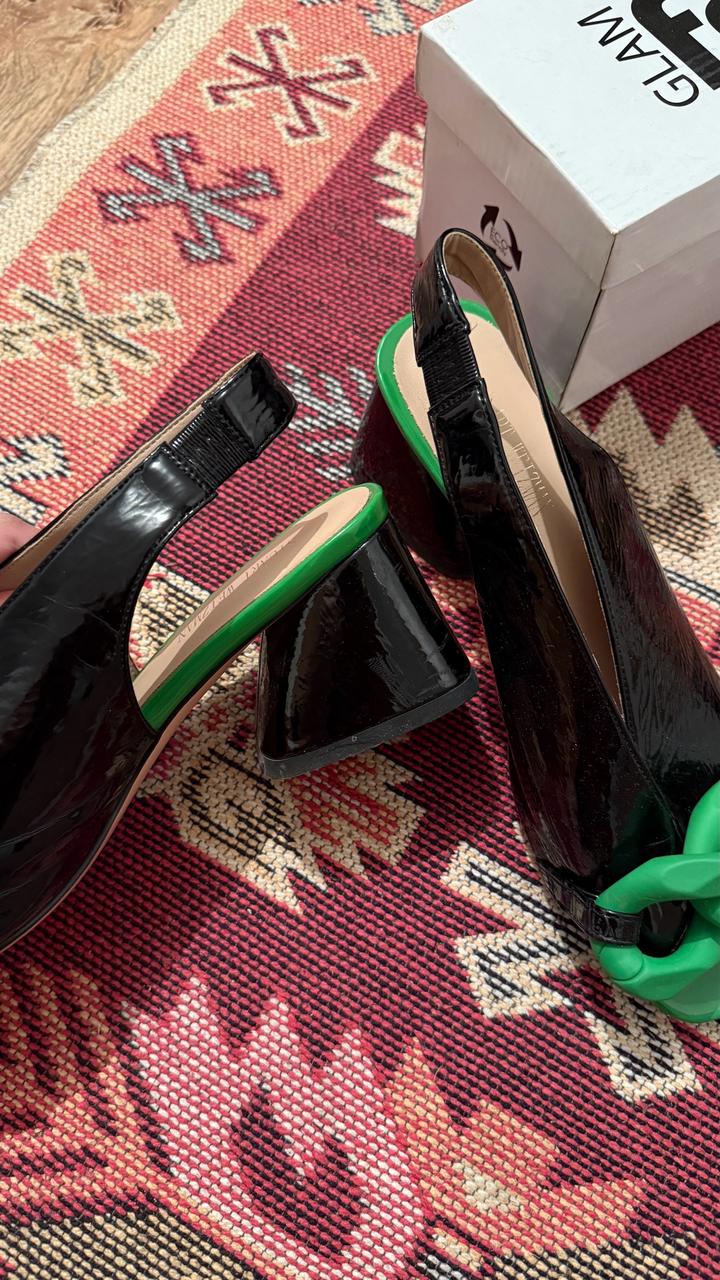 Женские туфли