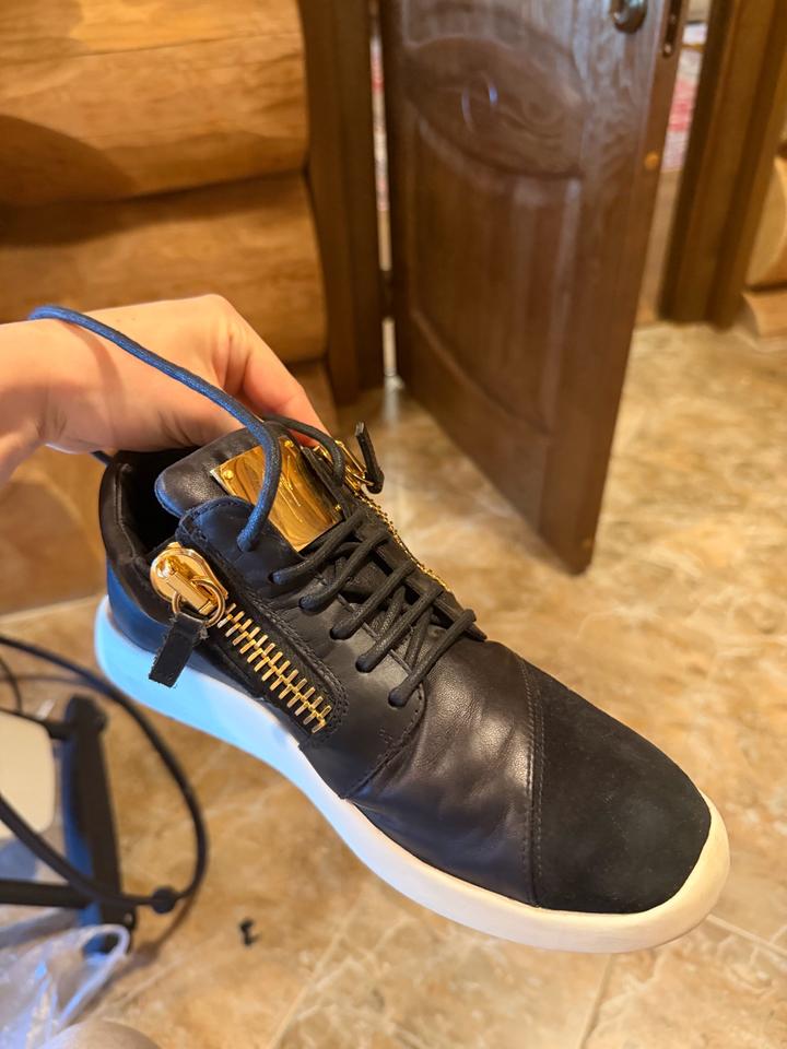 Кроссовки Zanotti