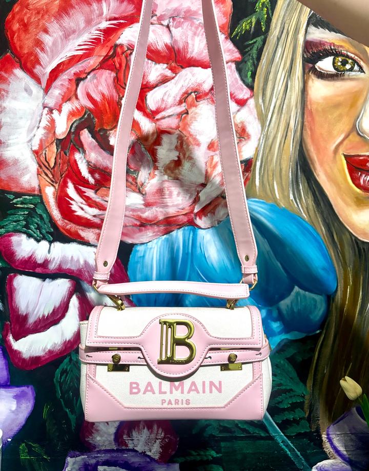 Сумочка в нежно розовом цвете