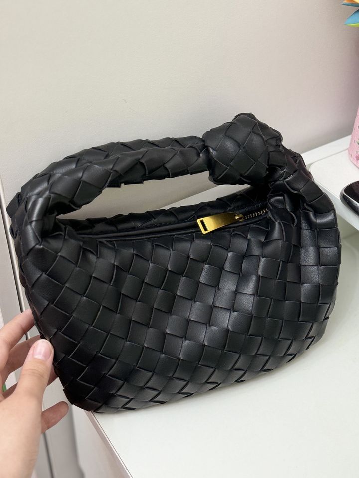 BOTTEGA VENETA jodie mini черная СУМКА