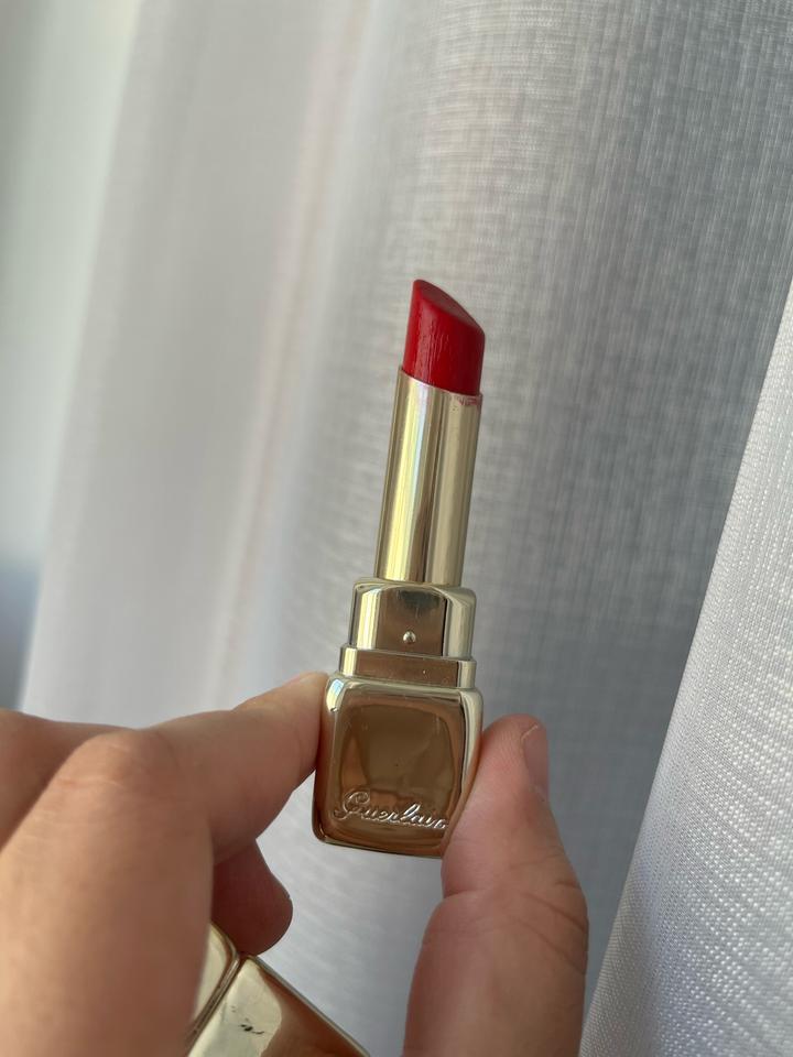 Guerlain kiss kiss помада красная