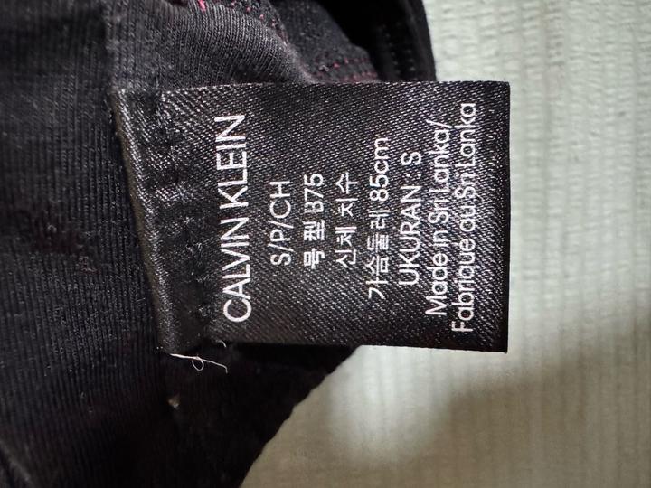 Топ от Calvin Klein