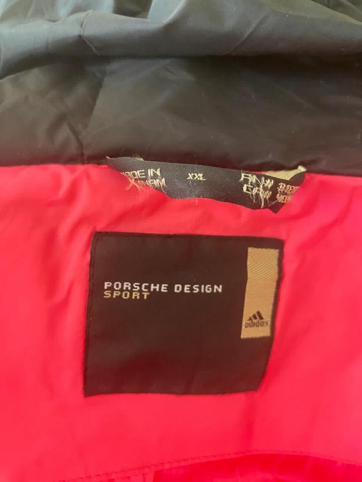 Зимняя спортивная куртка