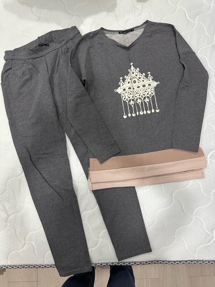 Спортивный костюм