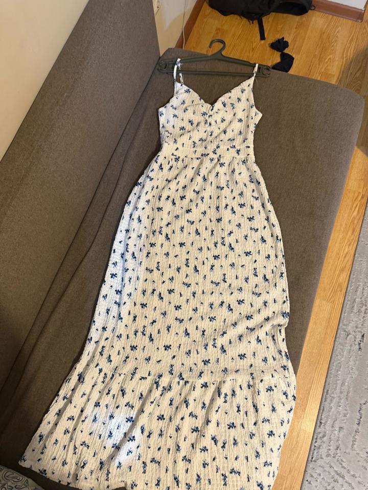 Весеннее-летнее легкое платье макси