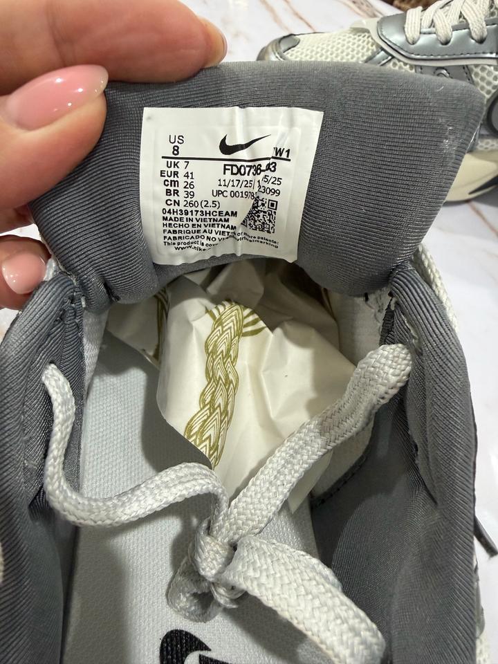 Кроссовки Nike V2K RUN