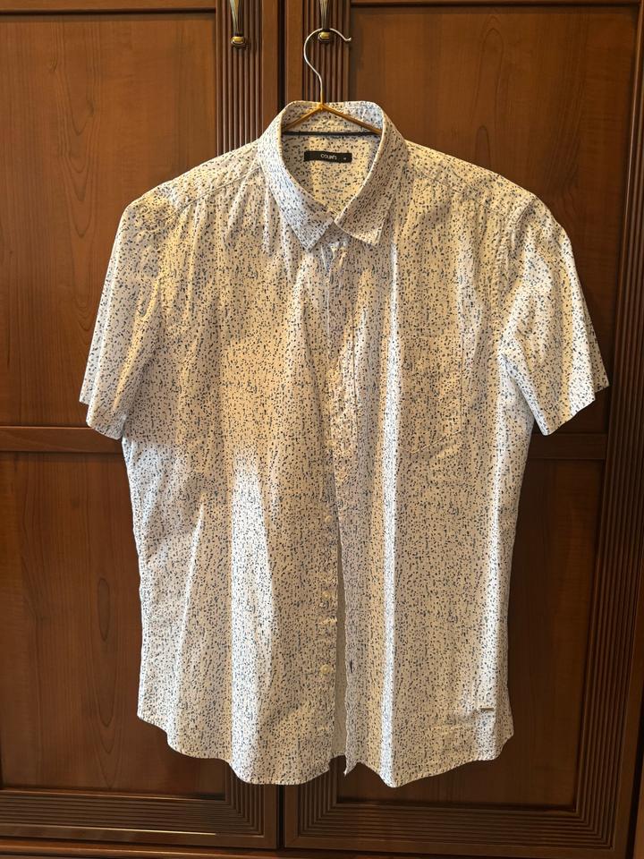 Мужская рубашка бренда Colin's