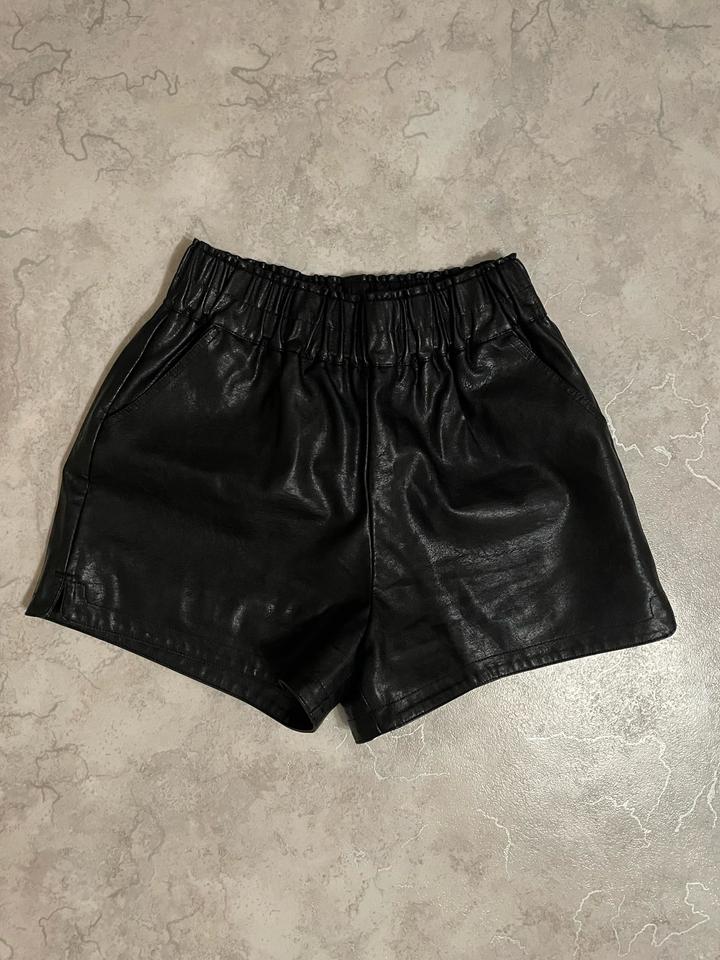 Шорты женские