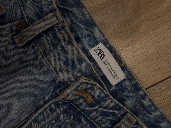 Джинсы Zara