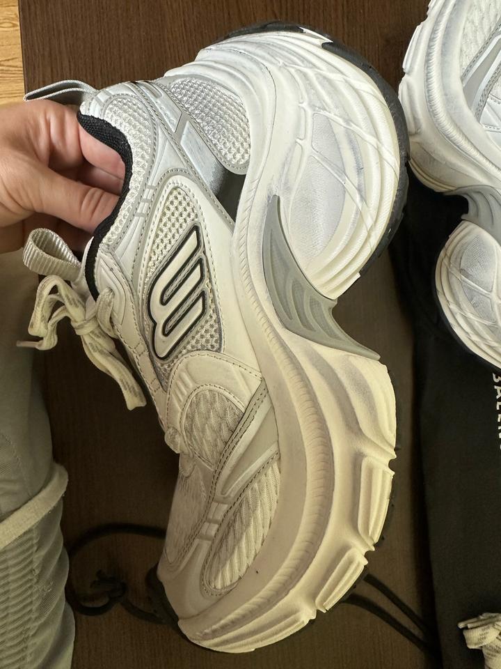 Balenciaga 10XL White/Grey