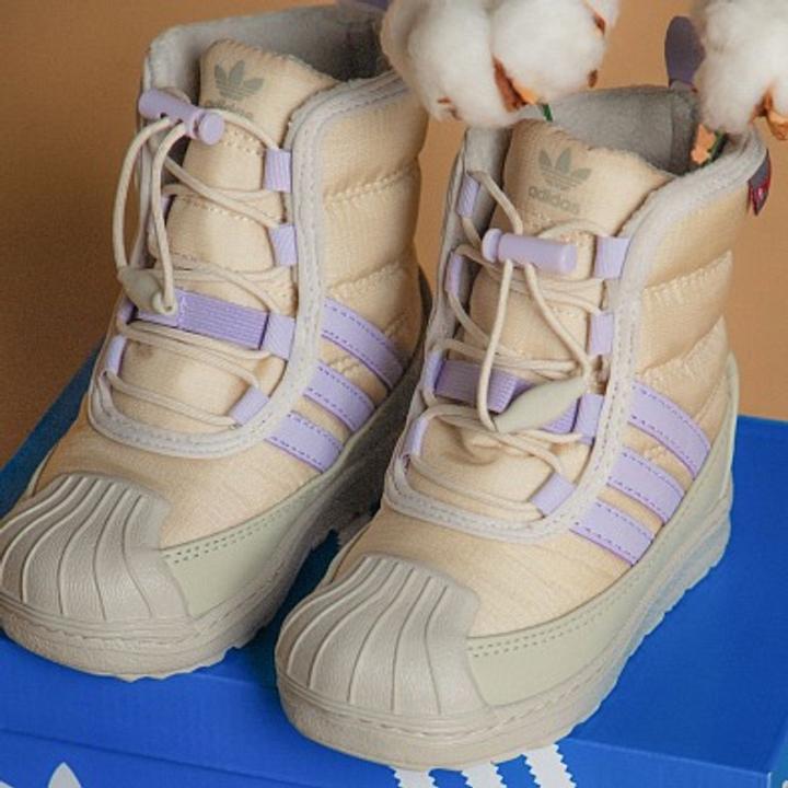 Продам детские сапоги Adidas Superstar