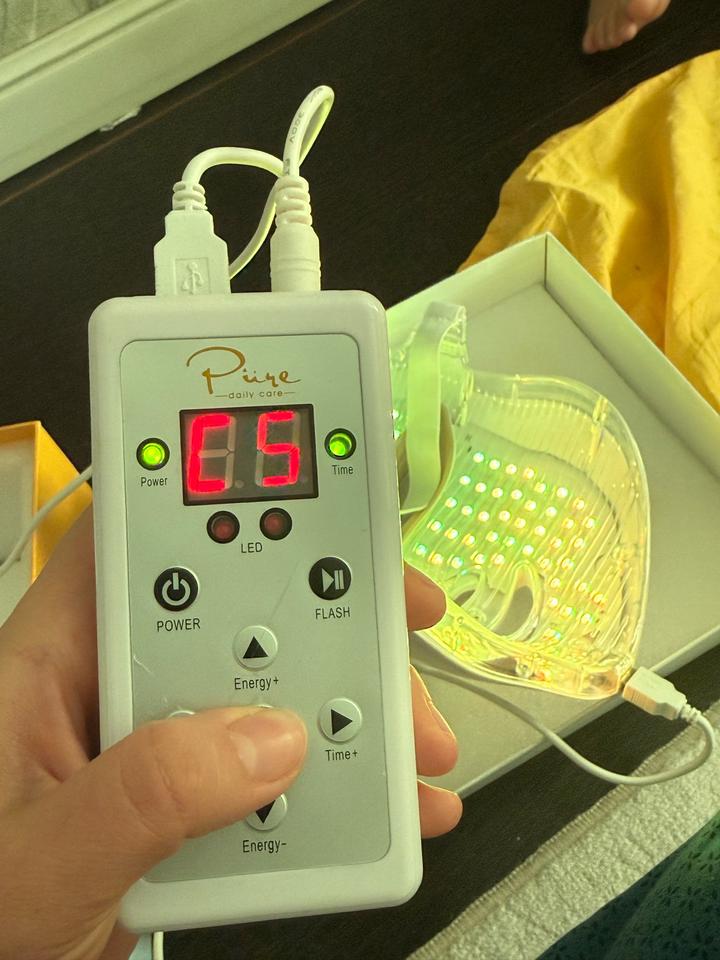 Лед маска luma light therapy mask (pure) США