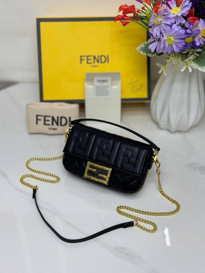 Сумка Fendi натуральная кожа