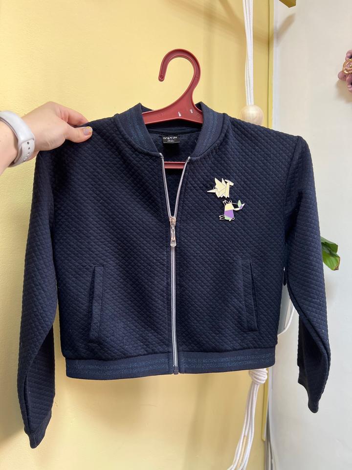 Кофта-бомбер на девочку