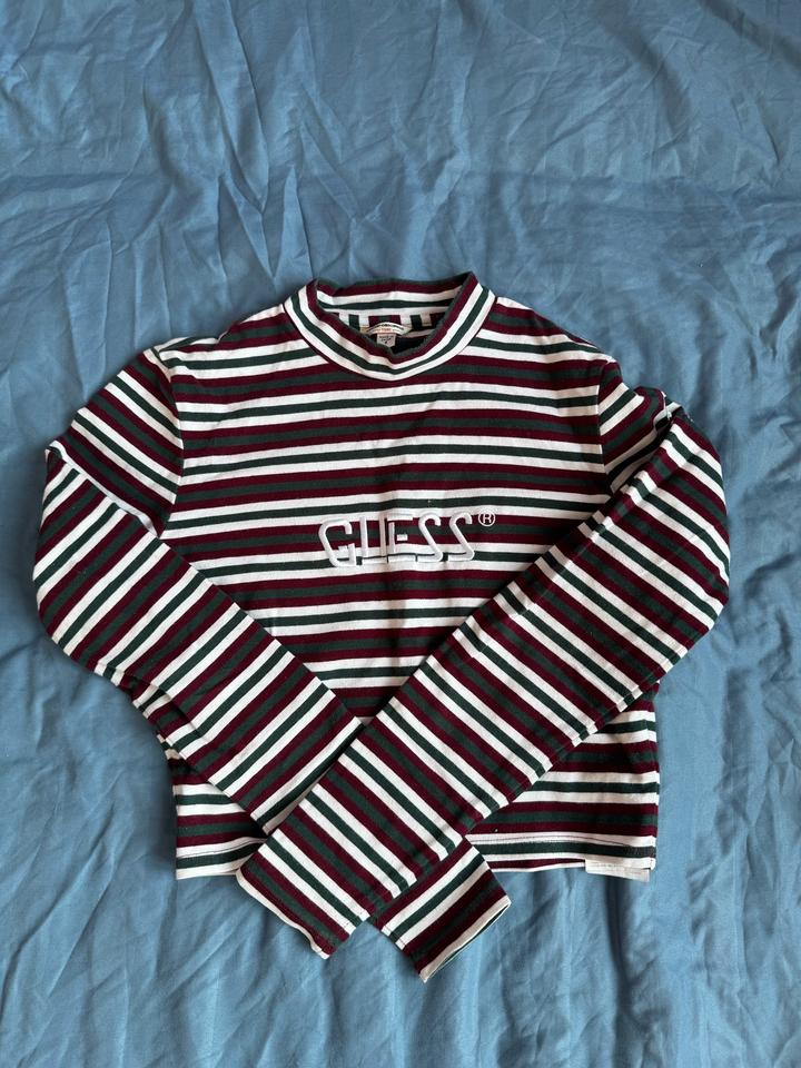 Кроп-лонгслив Guess