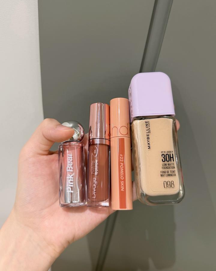 Косметика: Maybelline, Romand,Divage, Pinkbear помады