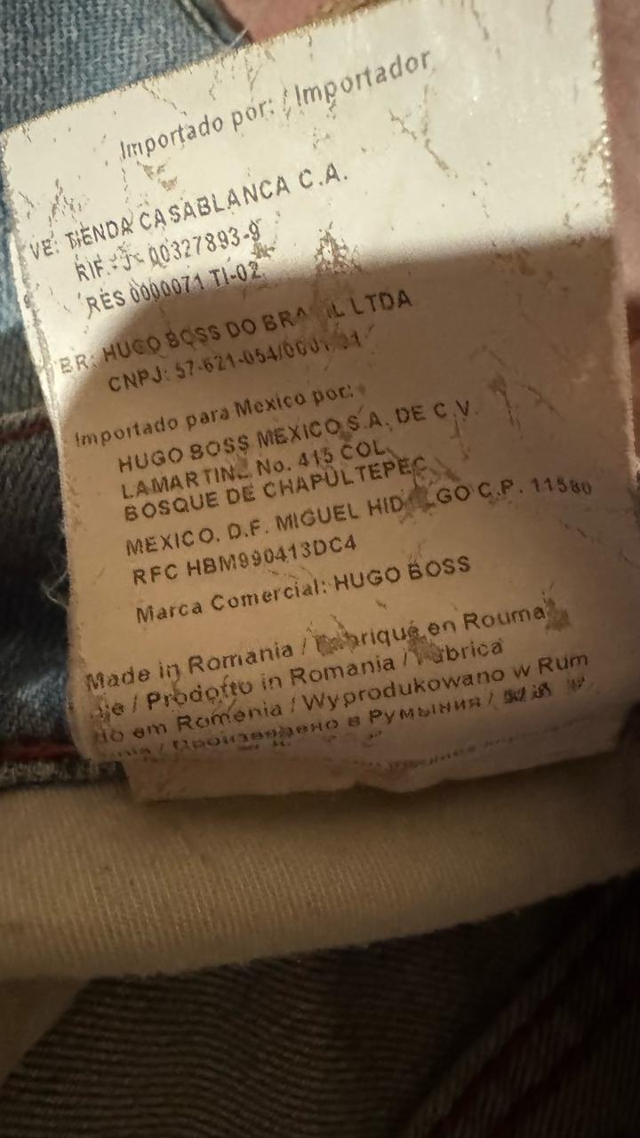 Джинсы Hugo boss