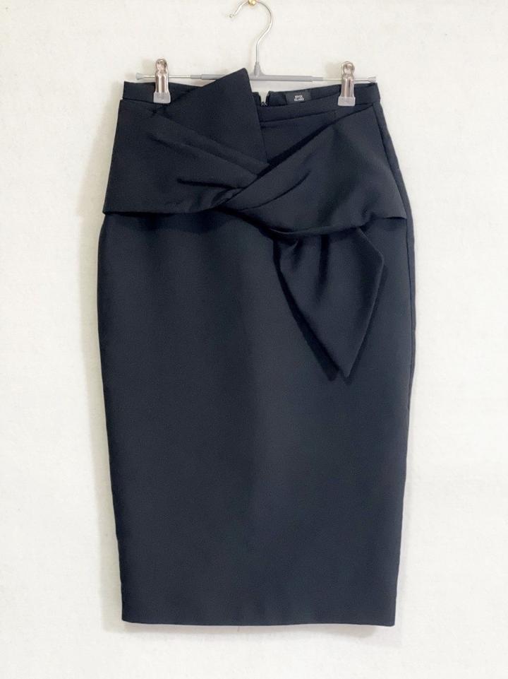 Новая юбка размер между 44 и 46 талия 67-69 см чёрная офисная карандаш футляр