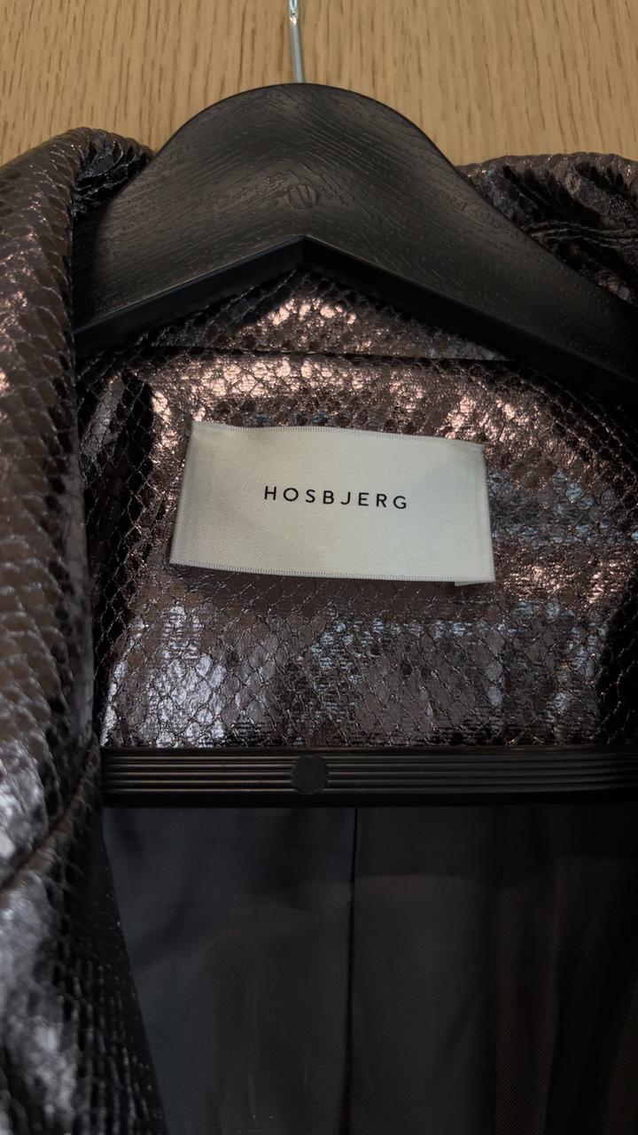 Металлическое пальто Hosbjerg