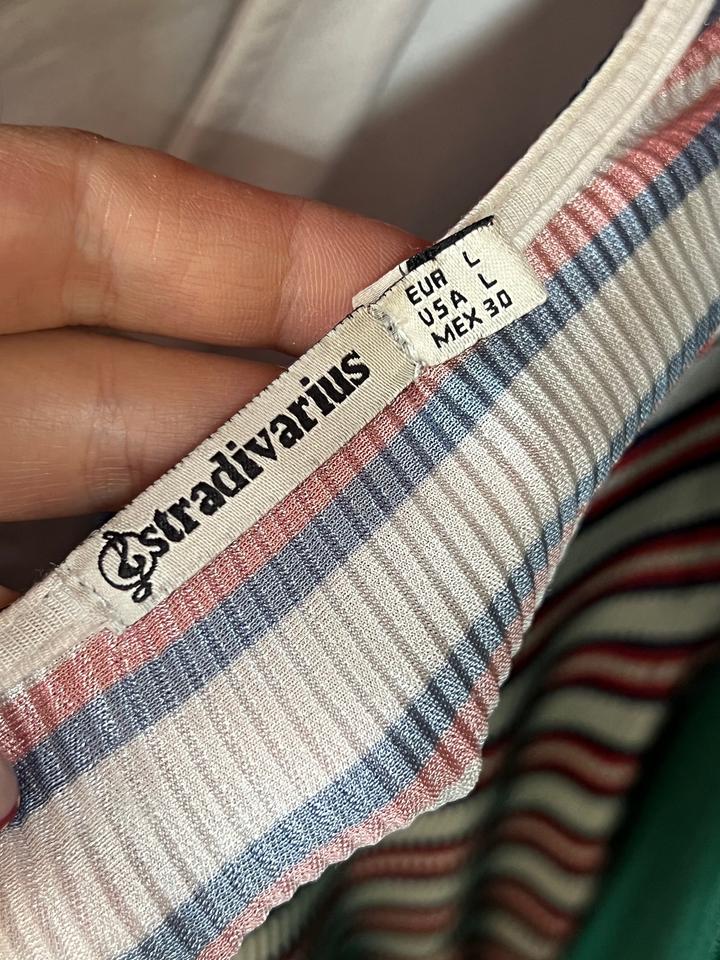 Футболка Stradivarius размер л