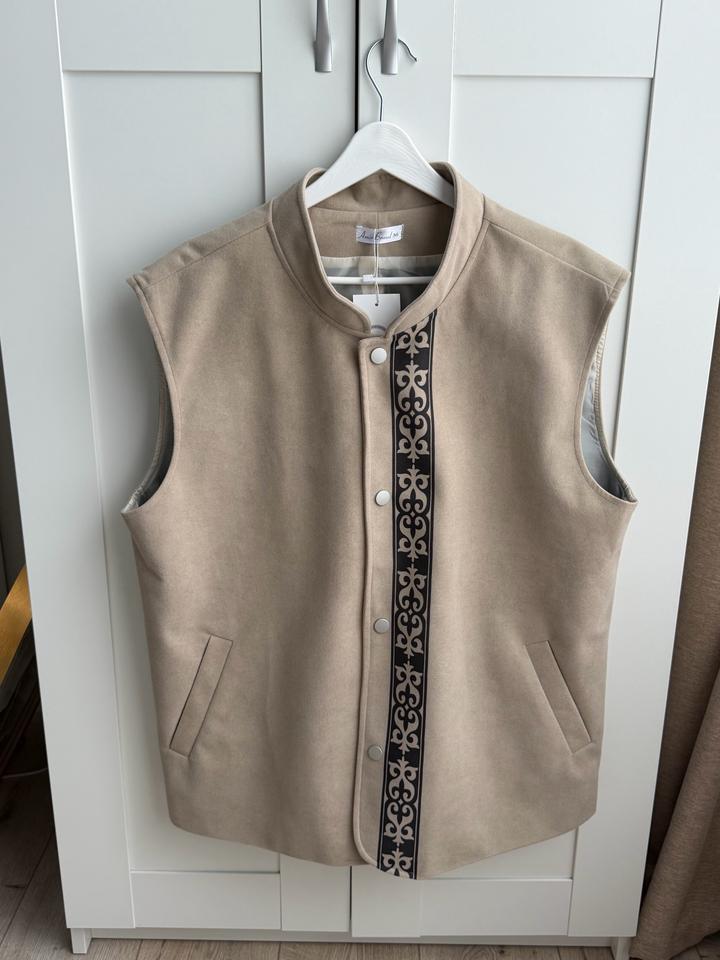 Amid Brend жилетка