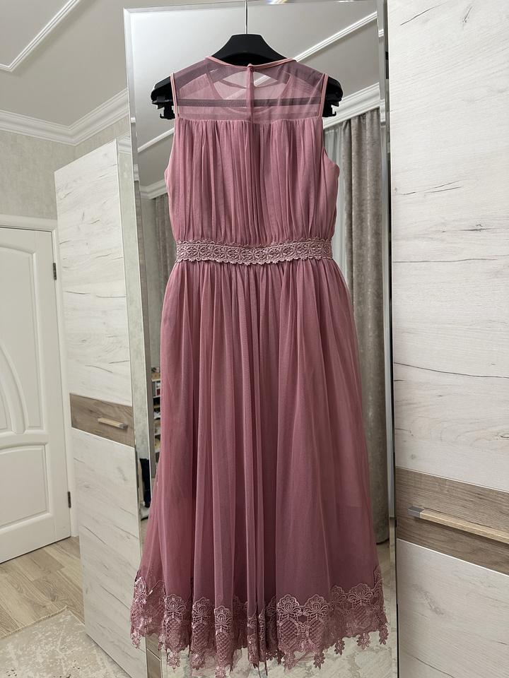 Платье вечернее