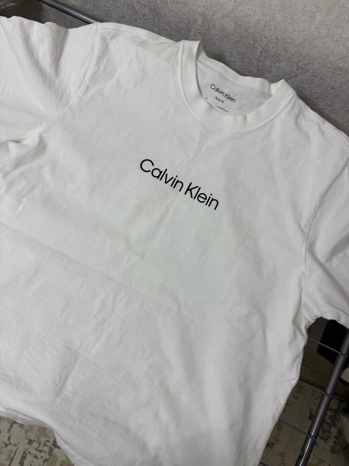 Футболка Calvin klein