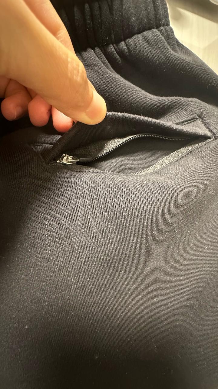 Спортивные штаны Lacoste